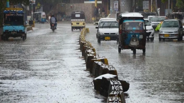 Rain in Karachi: Weather Turns Pleasant – Breaking News