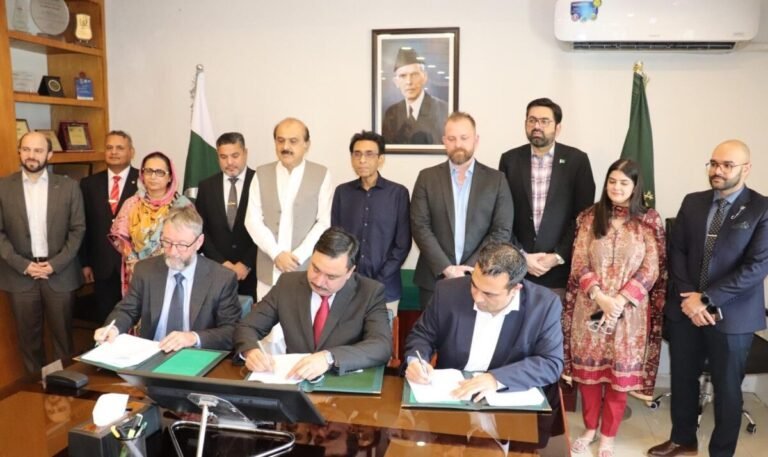 Agreement Signed for Chromebook Assembly Line in Pakistan