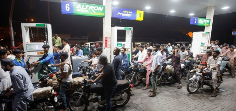 Fill Up Your Fuel Tanks as Petroleum Dealers Announce Friday Strike