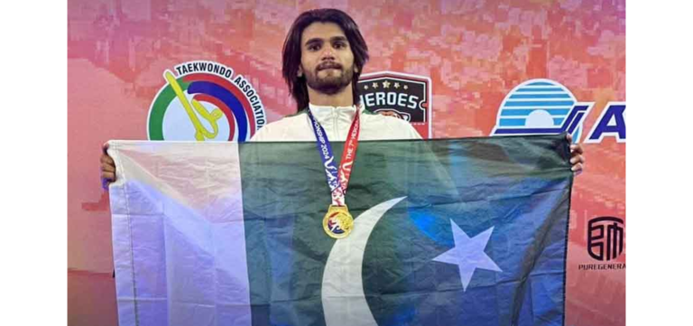 Amir Khan Wins Gold at World Taekwondo Championships