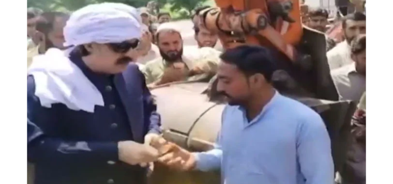 CM Gandapur Hands Out Rs5,000 to PTI Workers