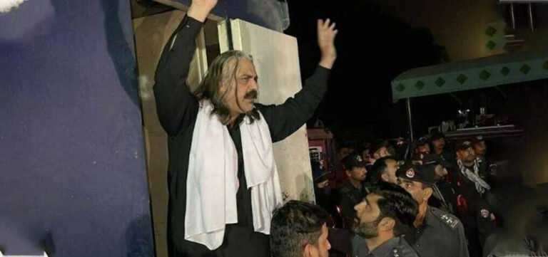 KP CM Ali Amin Gandapur ‘Arrested’ in Islamabad Amid PTI Protests
