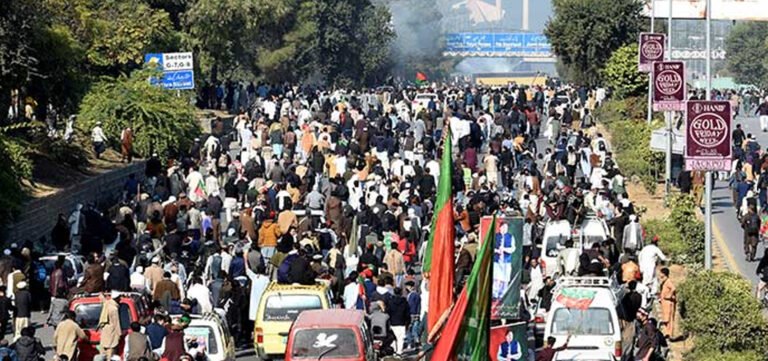 PML-N Submits Resolution to Ban PTI in Punjab Assembly