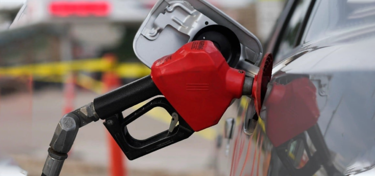 Govt Likely to Keep Petroleum Prices Unchanged for Next 15 Days