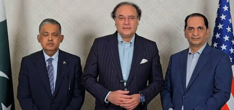 U.S. and Pakistan Finalize Oil Development and Trade Deal