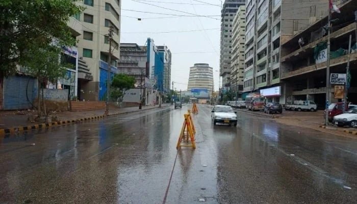 Light Rain Expected in Karachi Tomorrow, Says PMD